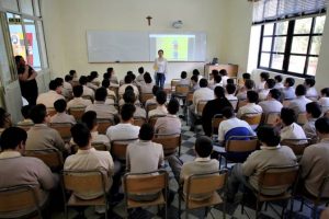 13059514_10209648437635729_1381636350_n